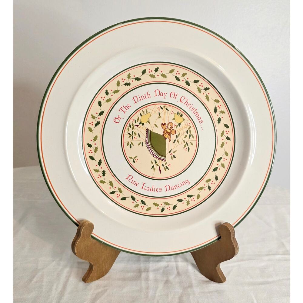 Vintage Anchor Hocking Stoneware Collector Plate 9th Day of Christmas 10 1/2"